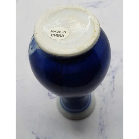 Small Porcelain Chinese Plum Blossom 4 Inch Handpainted Tulip Shaped Vase - Picture 6 of 6